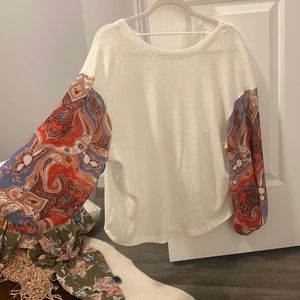 Size medium boutique top